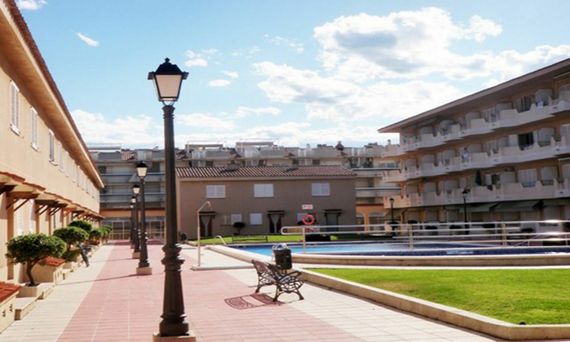 Apartsalou Cambrils Jupiter Esterno foto